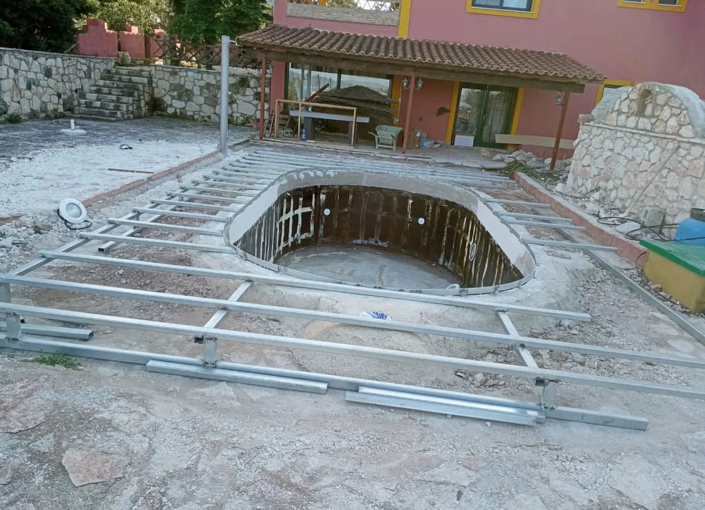 Δομικές κατασκευές – πισίνα μεταλλικός σκελετός deck, Ζάκυνθος