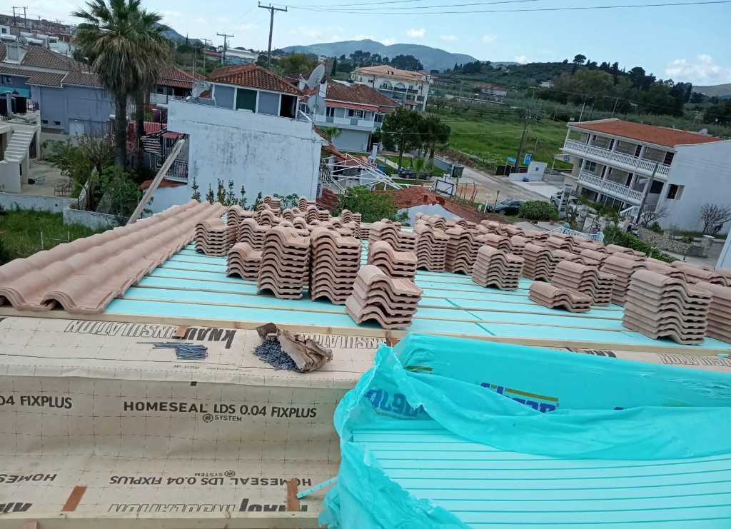 Δομικές κατασκευές – στέγη κεραμίδια και μόνωση Knauf, Ζάκυνθος