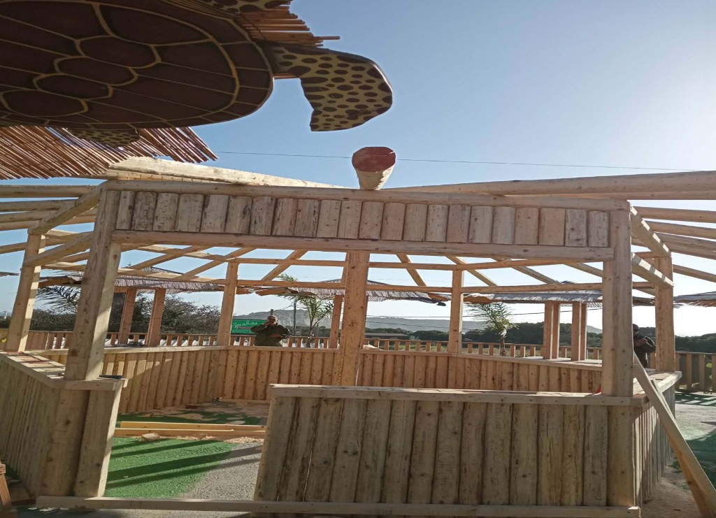 Ξύλινο περίπτερο υπό κατασκευή – Ζάκυνθος